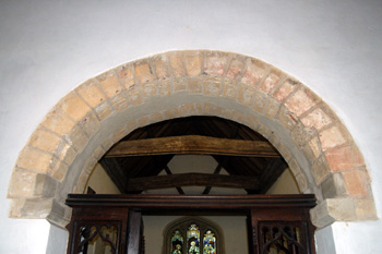 Saint Marys chancel arch May 2008